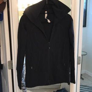 Lululemon black Contour Jacket